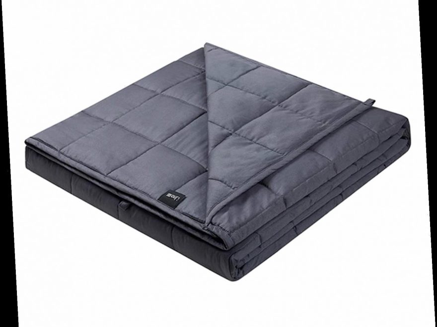 This Cooling Weighted Blanket Is So Comfortable, Reviewers Say They