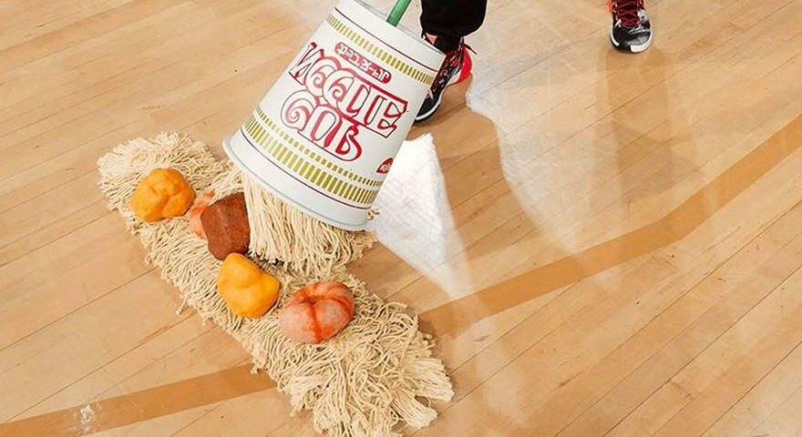 A Nissin Cup Noodle Mop Appears In Japan Basketball Association Tournament Best Lifestyle Buzz